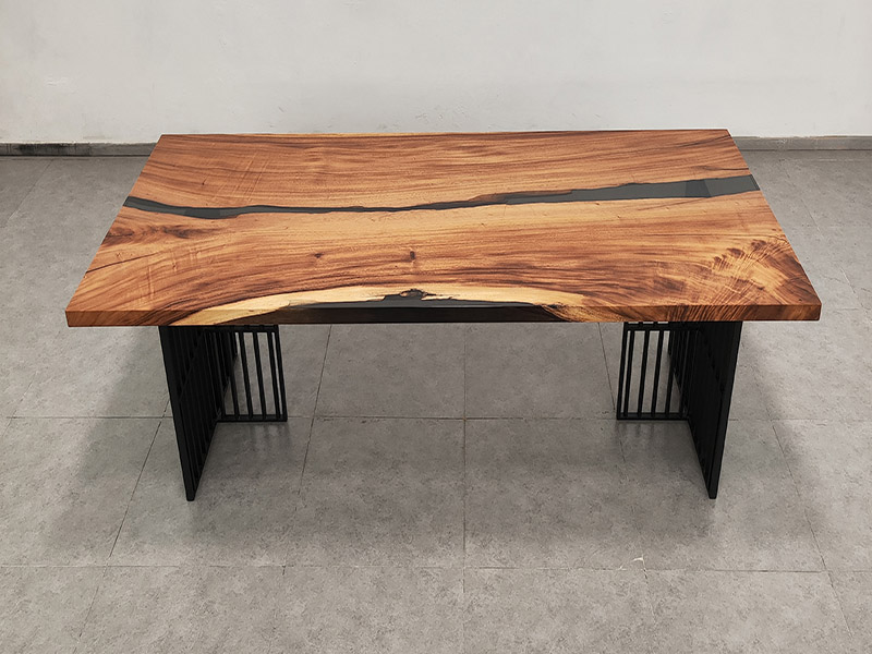  wood dining table
